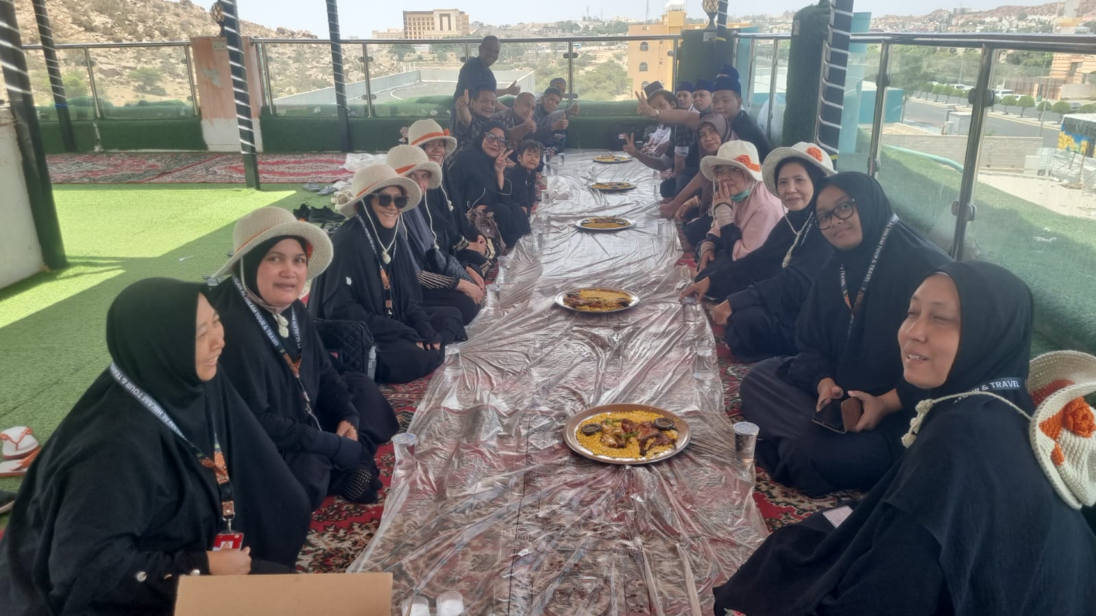 Makan Bersama di Kota Thaif