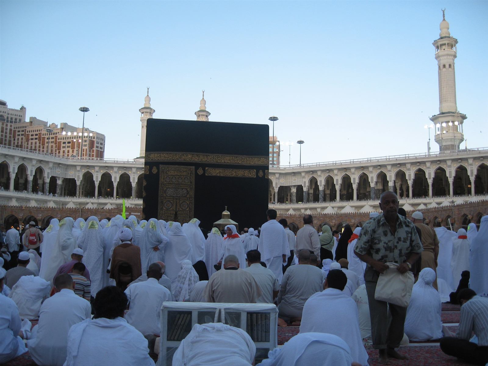 Umroh Al-Hikam 9 Hari Ekonomi — November 2026 [Berangkat dari Surabaya]